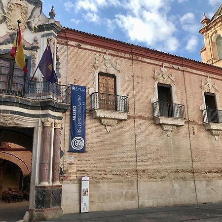 Apartamento El Museo Ecija Luaran gambar