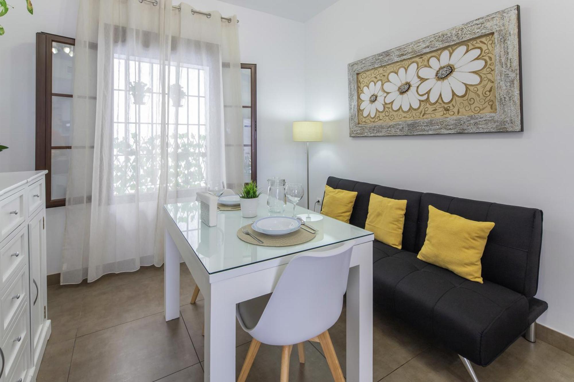 Apartamento El Museo Ecija Luaran gambar