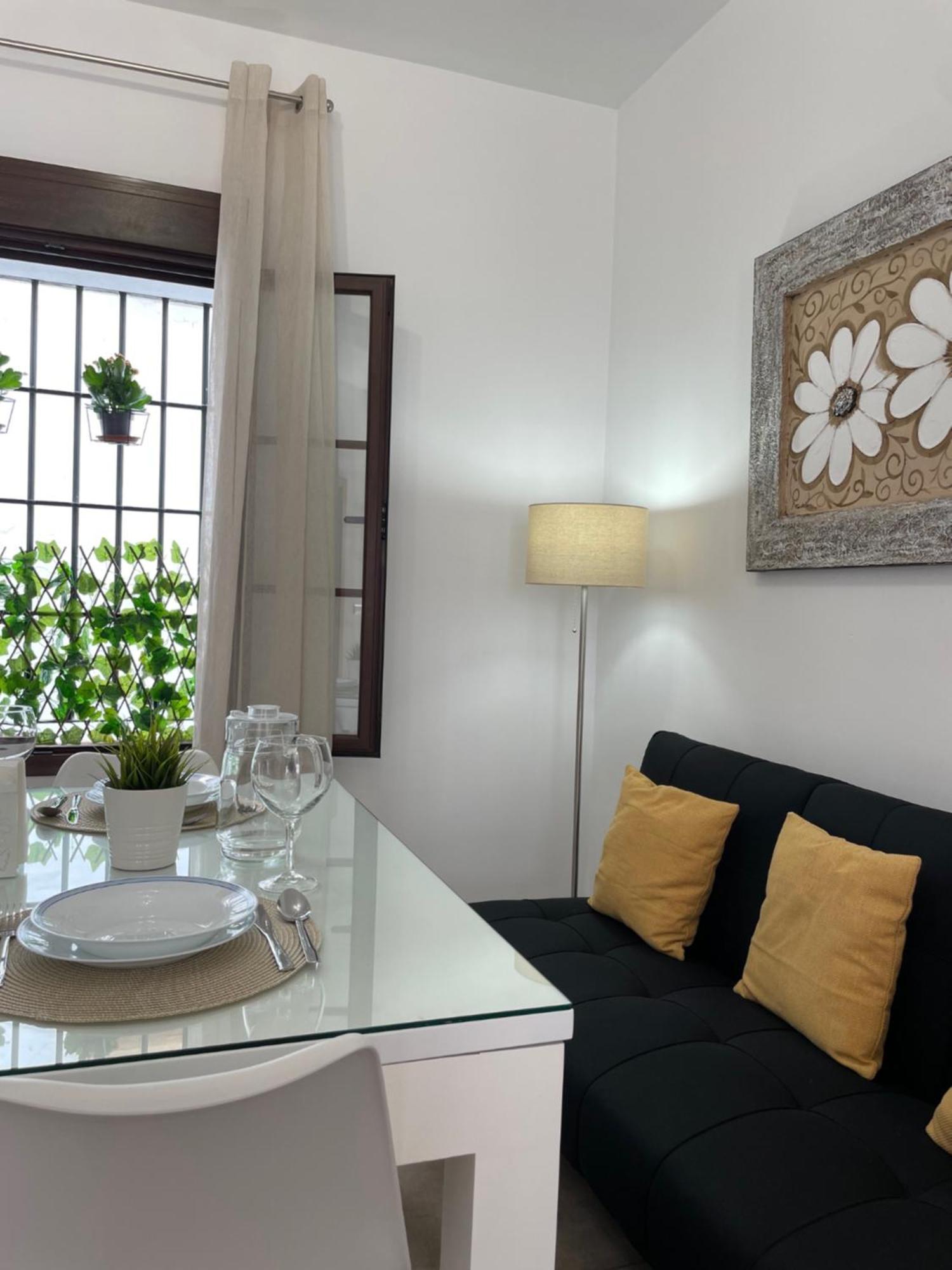 Apartamento El Museo Ecija Luaran gambar