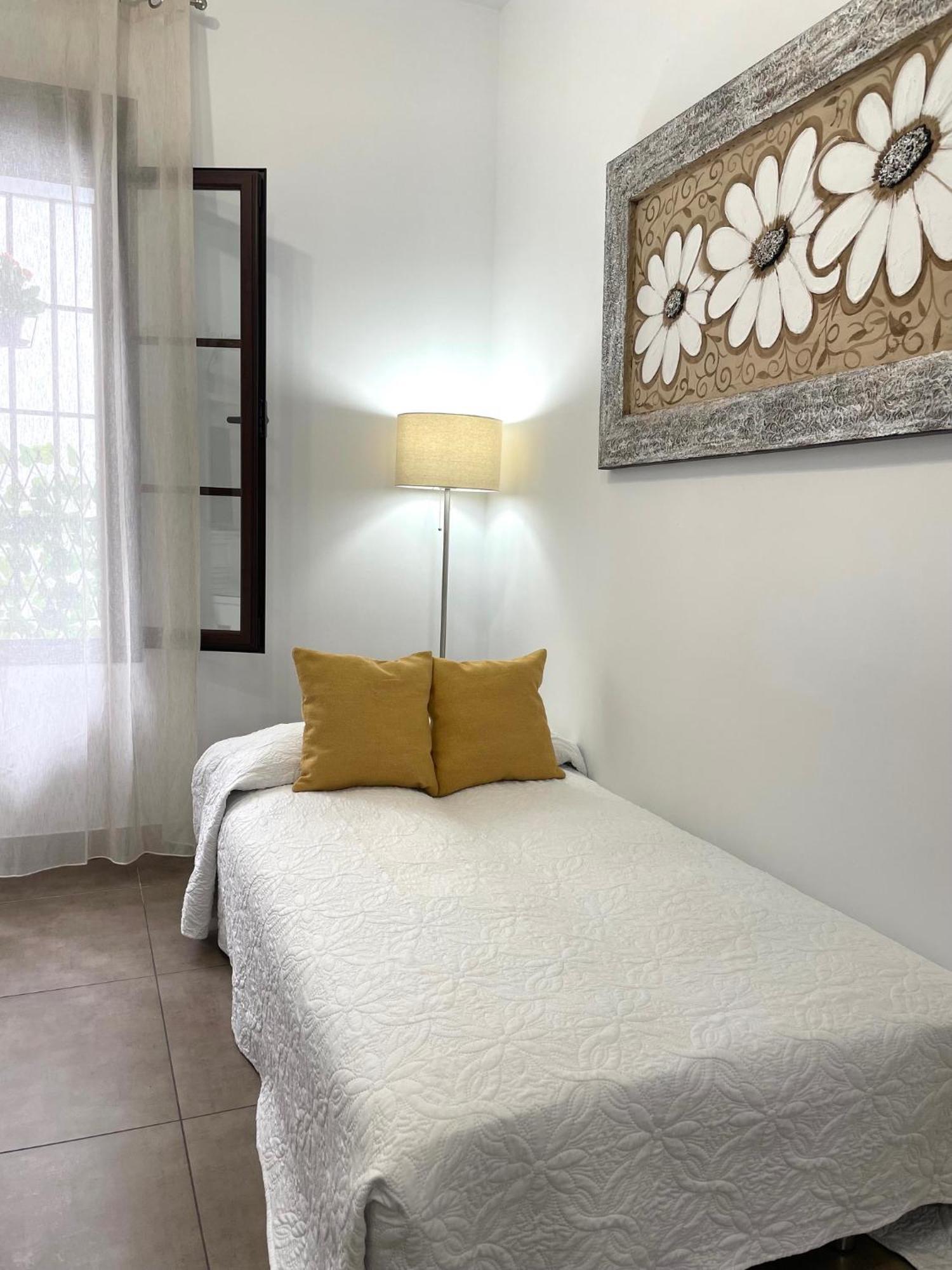 Apartamento El Museo Ecija Luaran gambar