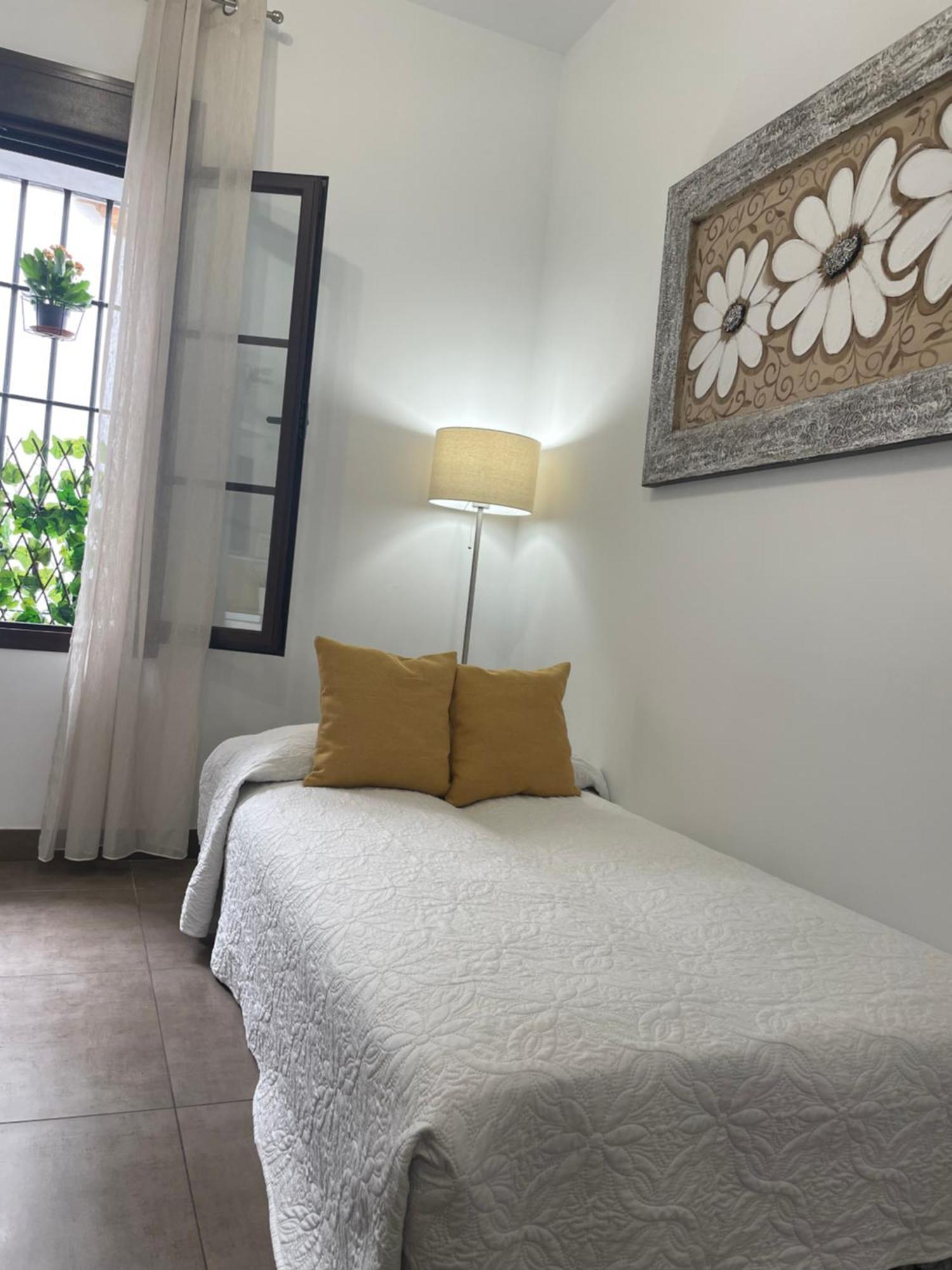 Apartamento El Museo Ecija Luaran gambar