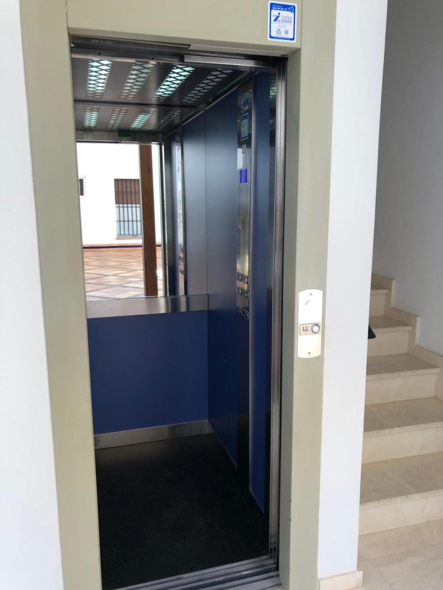 Apartamento El Museo Ecija Luaran gambar